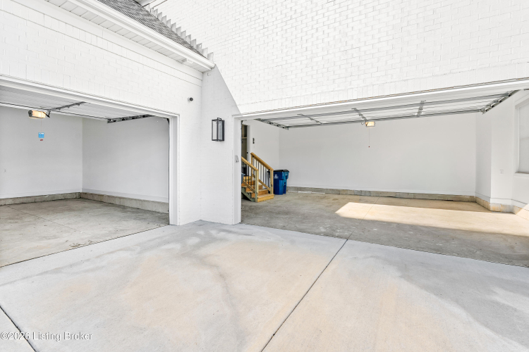 Listing Image 64