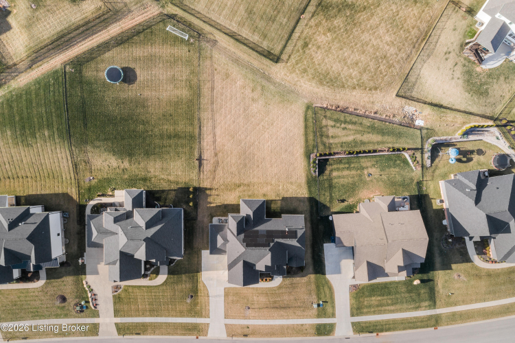 Listing Image 79