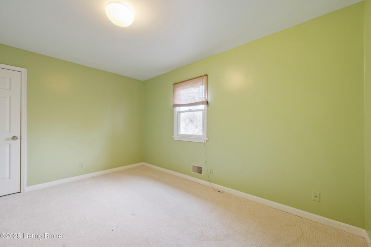 Listing Image 37
