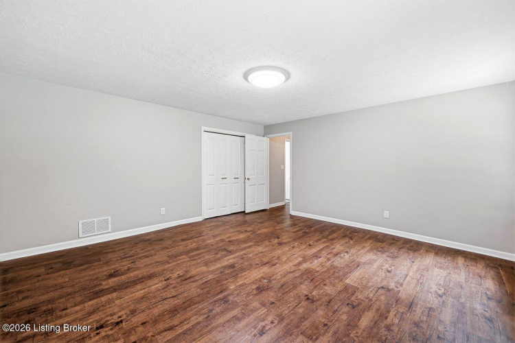 Listing Image 58
