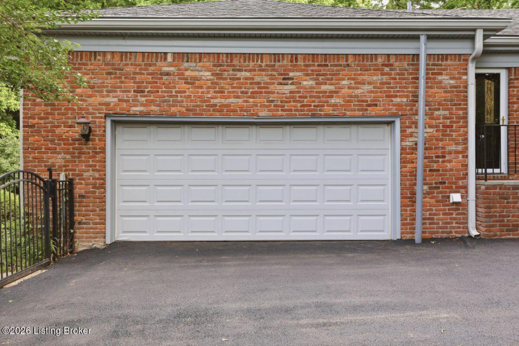 Listing Image 77