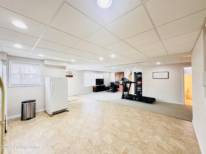 Listing Image 80
