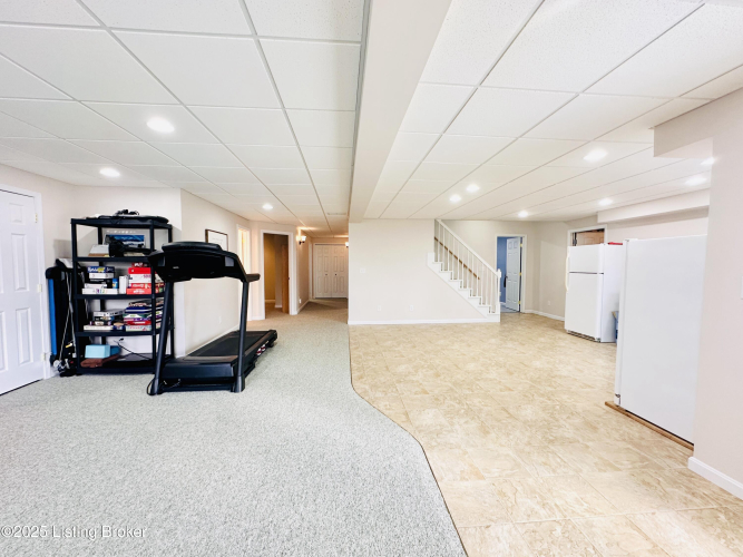 Listing Image 84