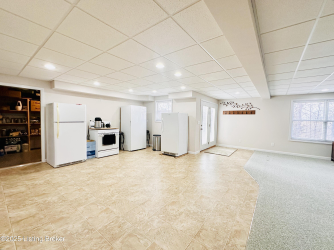 Listing Image 87