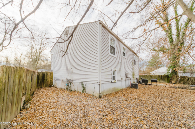 Listing Image 26