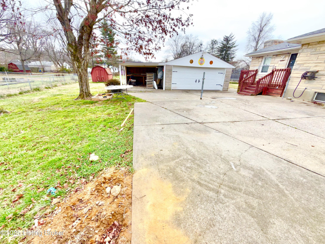 Listing Image 20