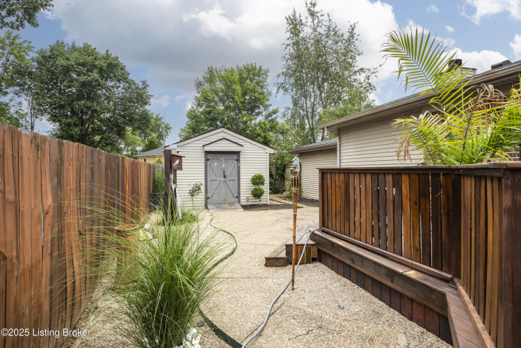 Listing Image 28