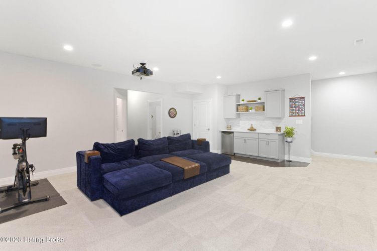 Listing Image 79