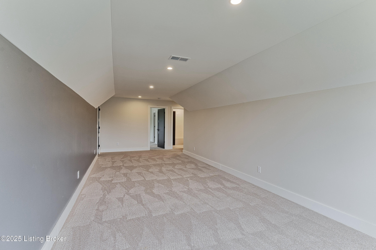 Listing Image 51