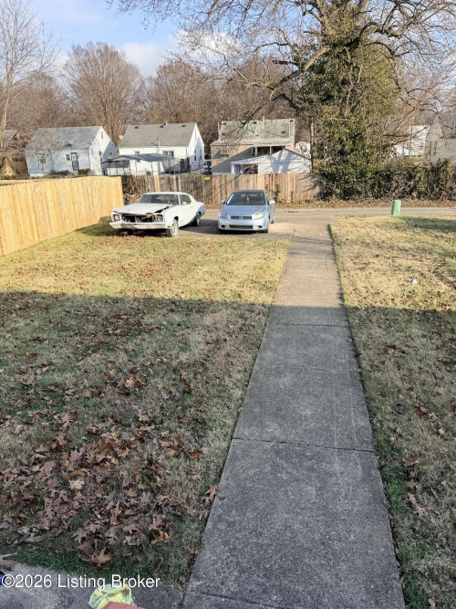 Listing Image 12