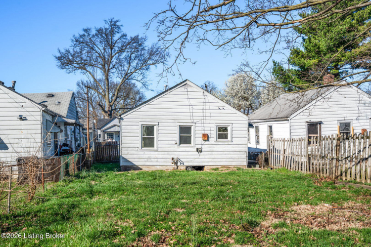 Listing Image 19