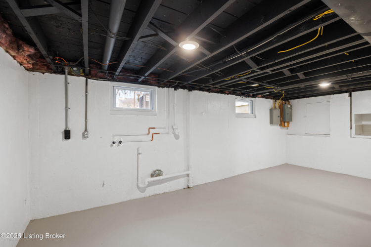 Listing Image 25