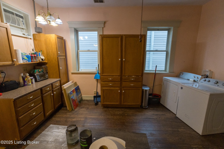 Listing Image 33