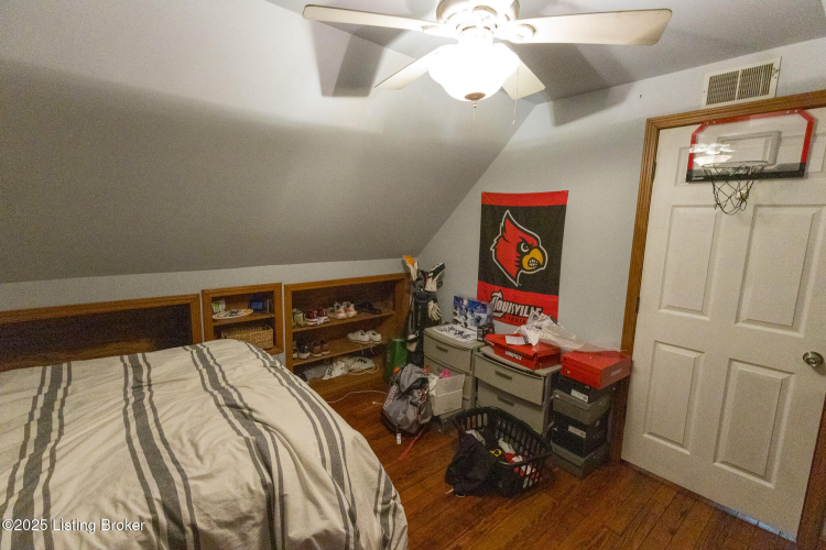 Listing Image 48