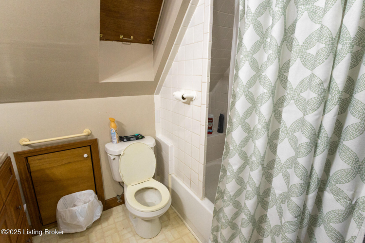 Listing Image 53