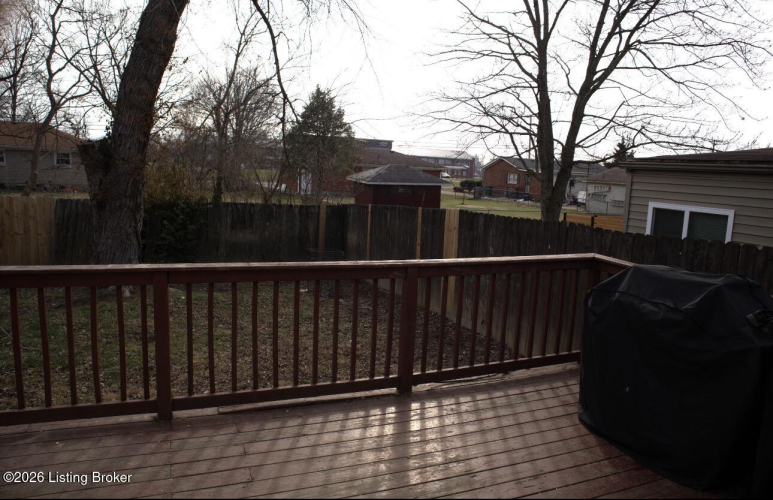 Listing Image 16