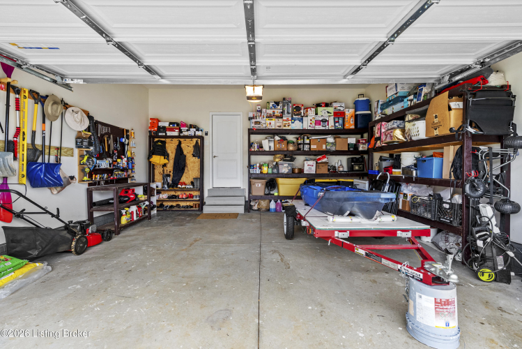 Listing Image 44