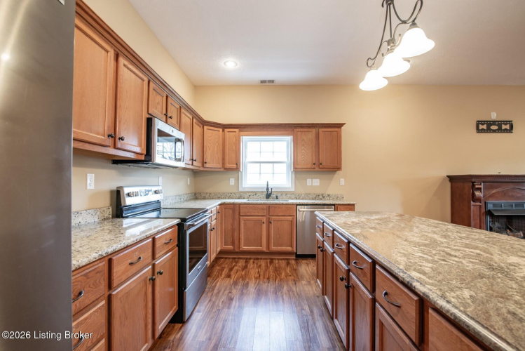 Listing Image 21