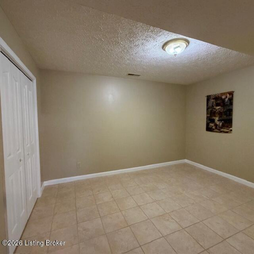 Listing Image 44