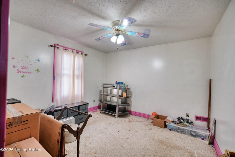 Listing Image 41