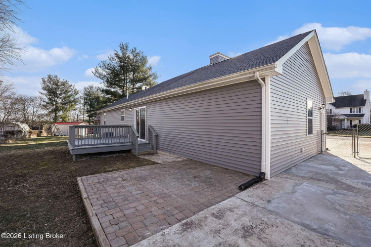 Listing Image 17