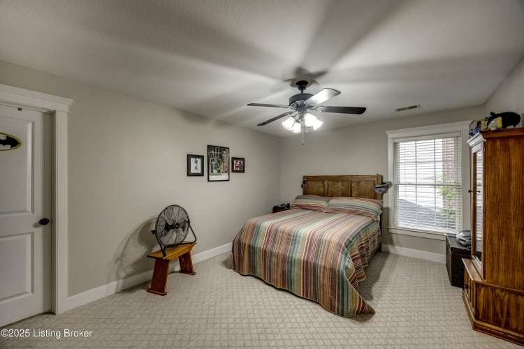 Listing Image 58
