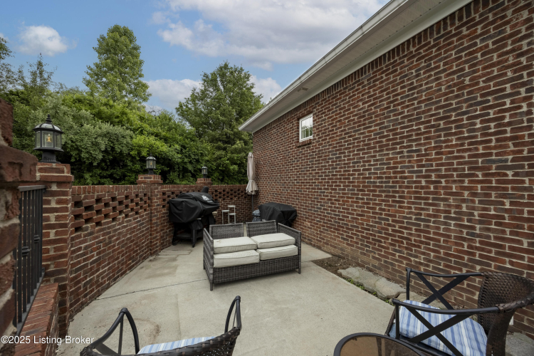 Listing Image 65