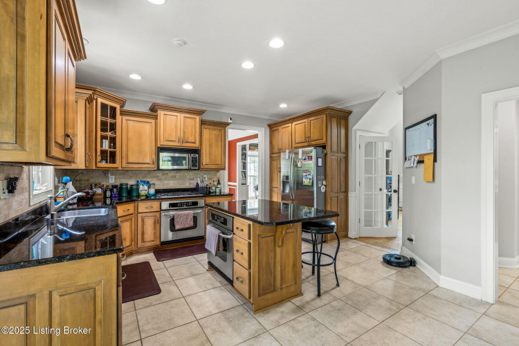 Listing Image 13