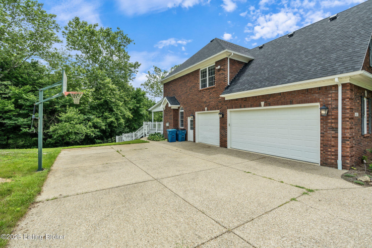 Listing Image 66
