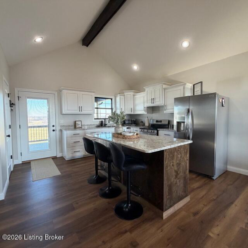 Listing Image 7