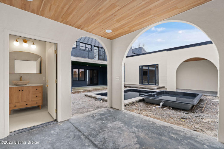 Listing Image 105