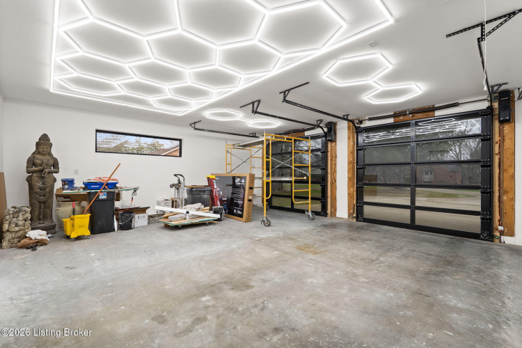 Listing Image 107