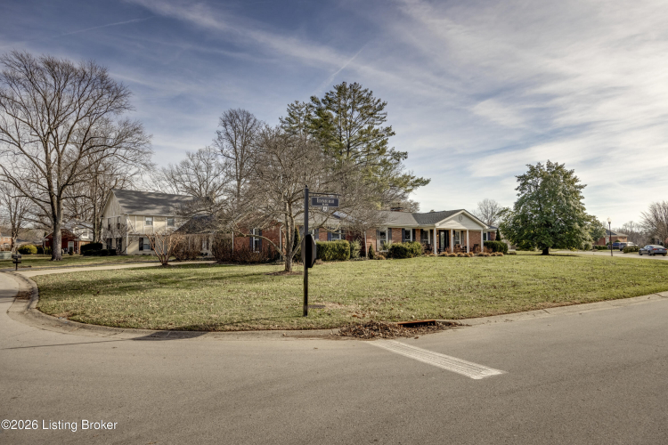 Listing Image 44