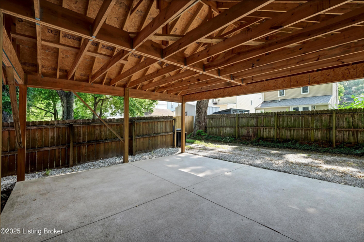 Listing Image 37
