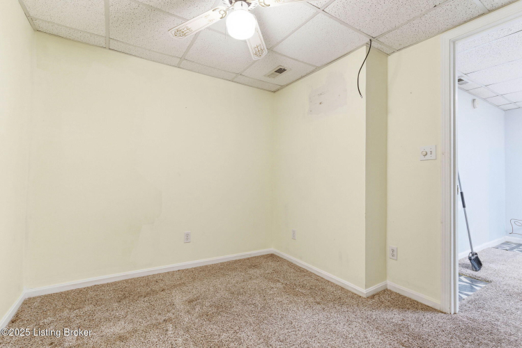 Listing Image 50