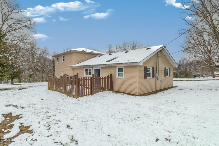 Listing Image 37