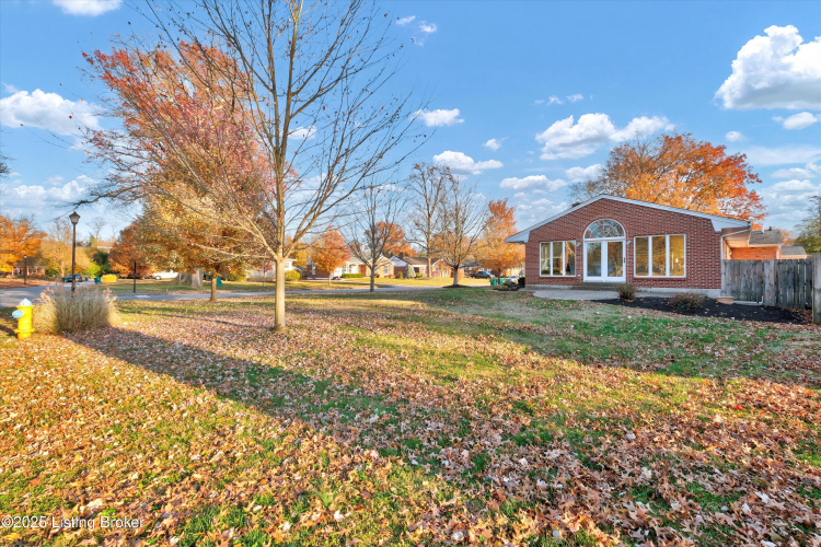 Listing Image 53