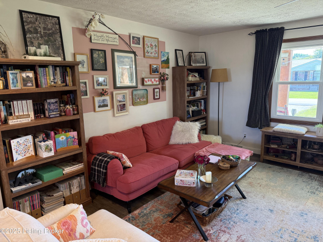 Listing Image 33