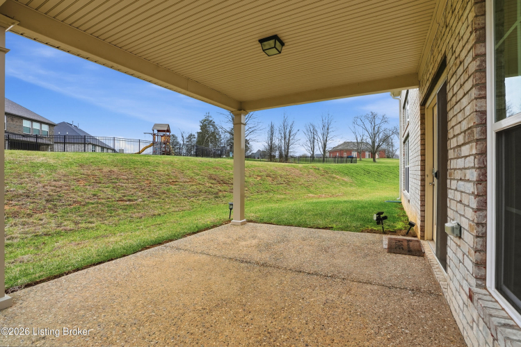 Listing Image 44