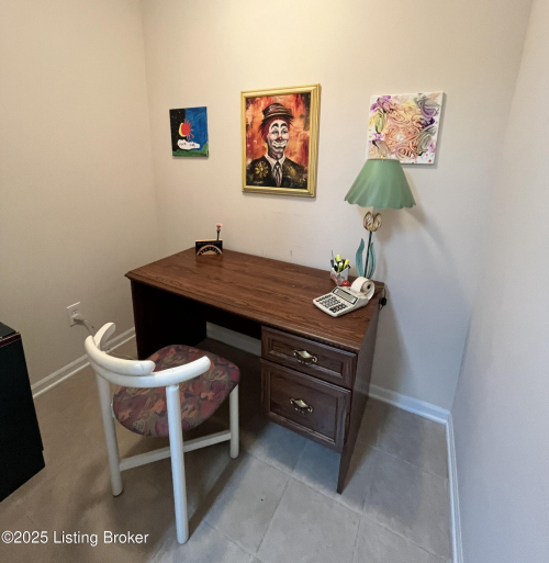 Listing Image 17