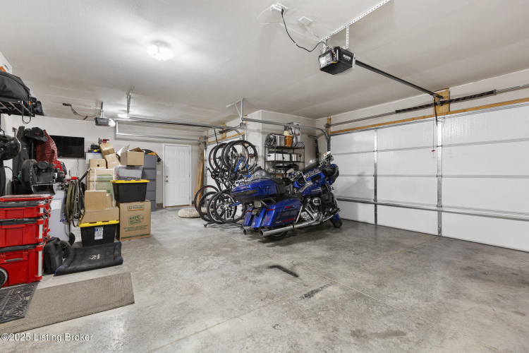 Listing Image 42