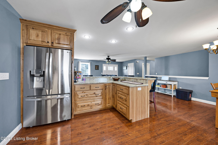 Listing Image 13