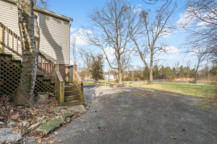 Listing Image 43