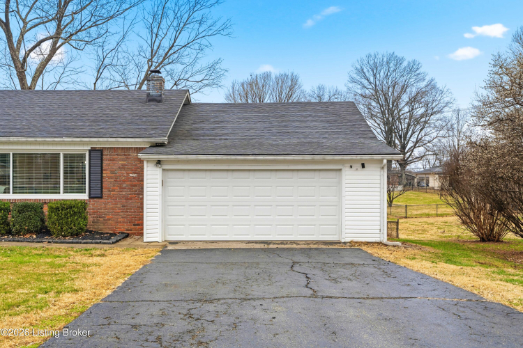 Listing Image 44
