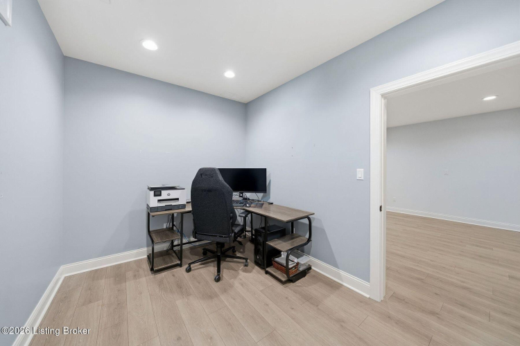 Listing Image 55