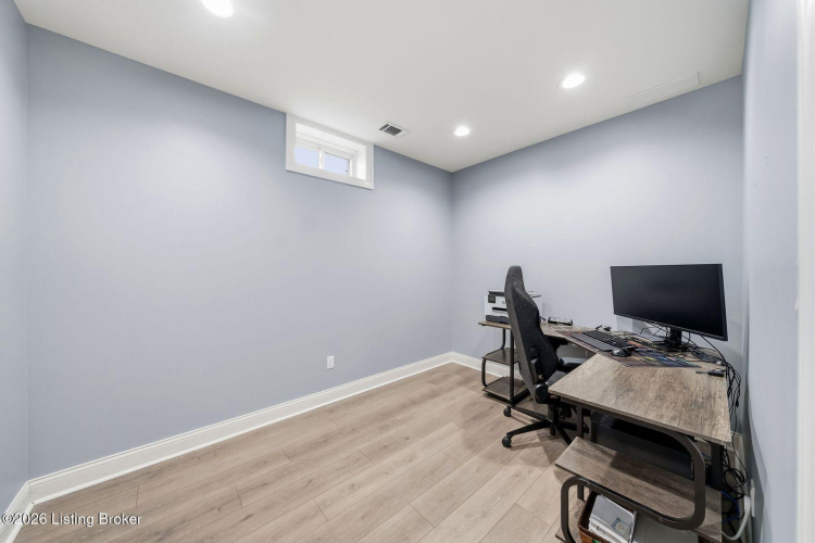 Listing Image 56