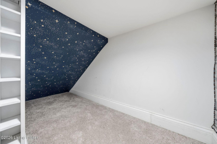 Listing Image 66