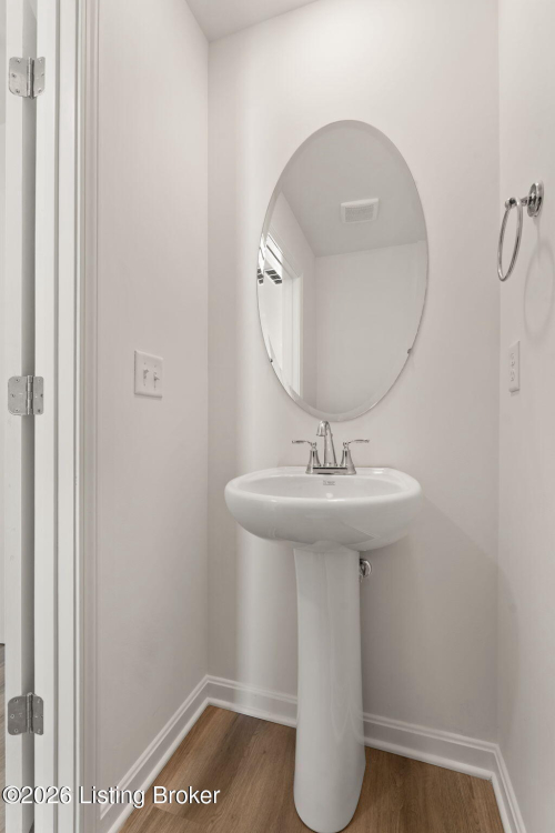 Listing Image 19