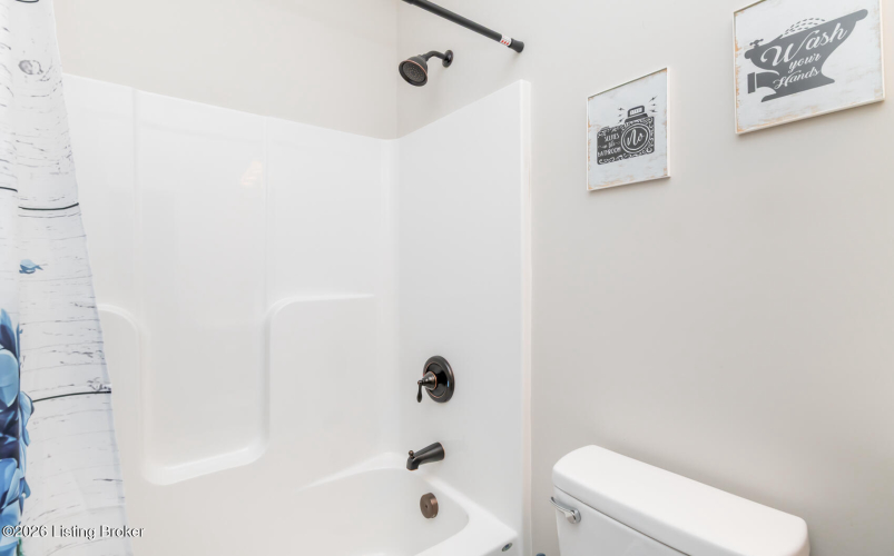 Listing Image 80