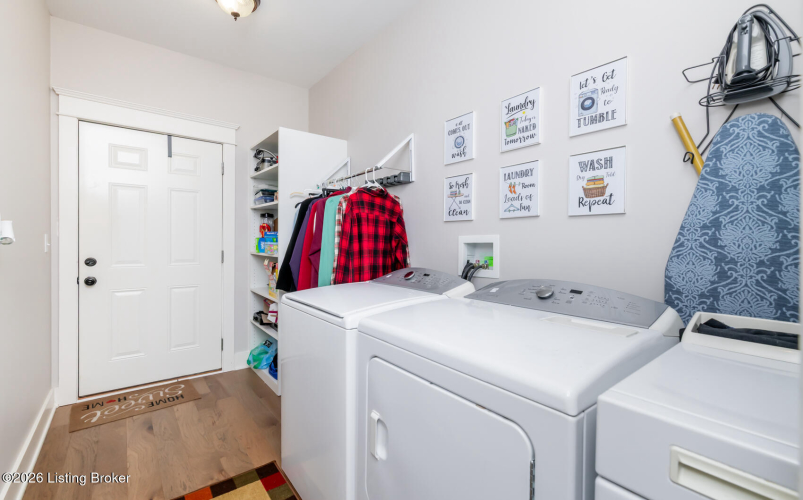 Listing Image 84